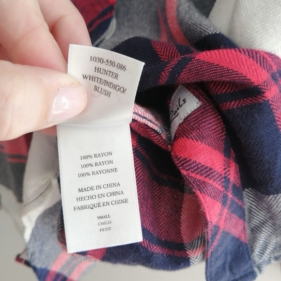 Rails Hunter Plaid Button Up in White, Indigo, Blush Small - Picture 10 of 14